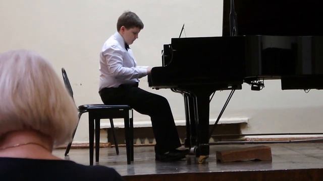 Л. Бетховен Соната №20 op.49 №2 G-dur I ч. Я. Вайсбурд Полонез B-dur смотреть онлайн