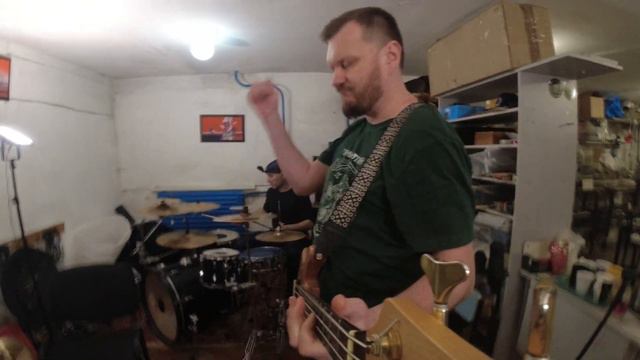 Репетиция Луна 54 -- Лицом к лицу (камера с баса) смотреть онлайн