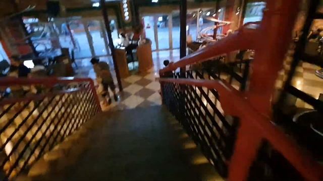 Сочи парк, кафе в котором еда приезжает по трубам к столу. смотреть онлайн