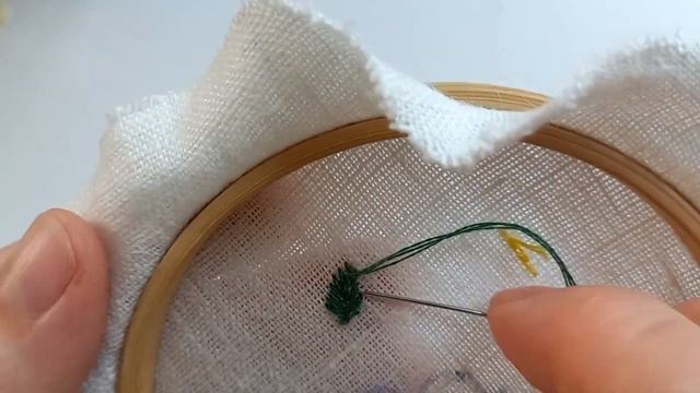 ТРИ способа закрепить нить без узелка при вышивки. Embroidery смотреть онлайн