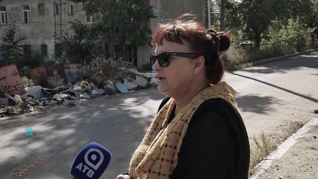 Вонючий случай: жители дома на ул. Иванова страдают из-за фекальной кучи. смотреть онлайн