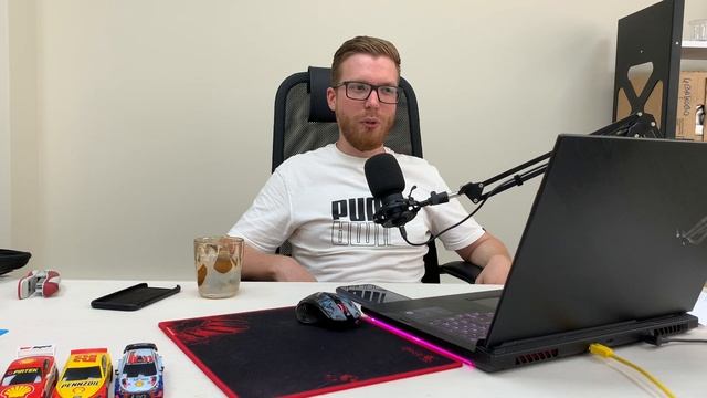 Уже год работаем в Фудтраке. ВЫБОР МЕСТА. смотреть онлайн