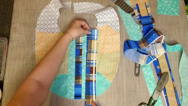 Лоскутное шитьё из полос/Большой нагрудник/ (2022г) смотреть онлайн