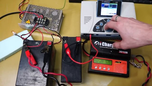 Эксперименты по переполюсовке, большими токами, AGM (необслуживаемых), свинцовых аккумуляторов смотреть онлайн