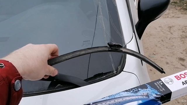 ЗАМЕНА ДВОРНИКОВ RENAULT KAPTUR