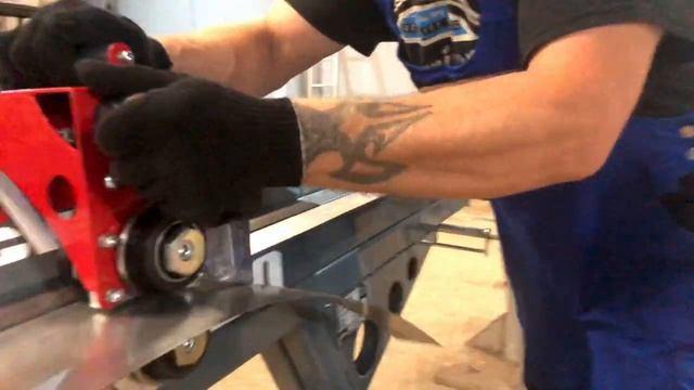 Листогибочный станок Decker X5 2150 - обзор смотреть онлайн