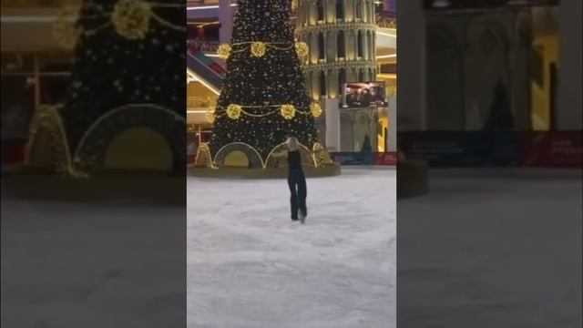 Юлия вышла на лёд смотреть онлайн
