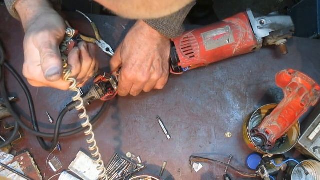 Milwaukee AP12, замена электроники. смотреть онлайн