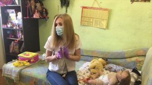 VLOG С реборном. Вызываю врача для реборна Лили. Играем в доктора / реборн заболел