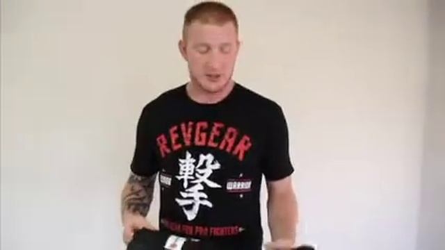 Revgear's Ultralight Shin and Instep Guard - Shinguards for MMA, Sparring, Training, Kickboxing смотреть онлайн