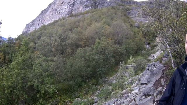 Утро! Много черники и грибов. Поход в Ловозерские тундры. Часть 2 смотреть онлайн