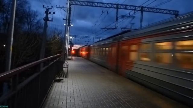 Evening Trains in Moscow - 16.04.2014 смотреть онлайн