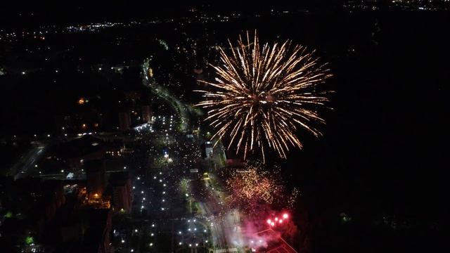 Сосновый Бор, 95 лет Ленинградской области, салют 06.08.2022 смотреть онлайн