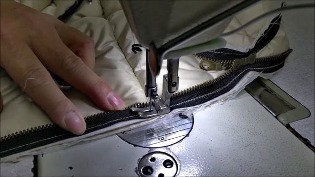 羽绒服拉链坏了怎么更换How to replace the down jacket zipper broken смотреть онлайн