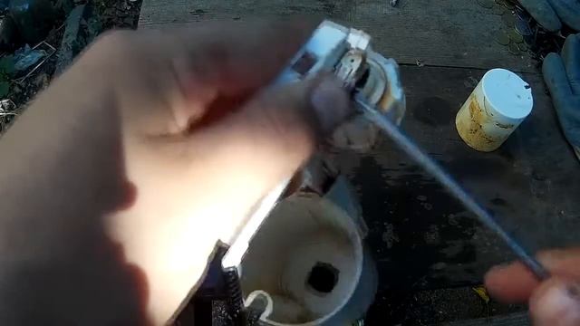 Ремонт бачка унитаза своими руками Repair of the toilet bowl by one's own hands смотреть онлайн