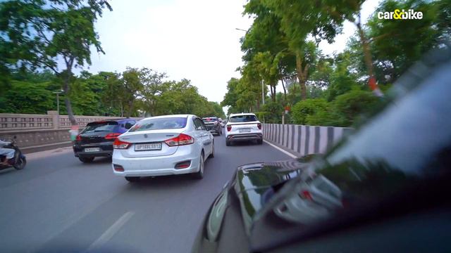 Noida से Gurugram की Office Commute Kia Sonet iMT Mein - Fuel Economy Test смотреть онлайн