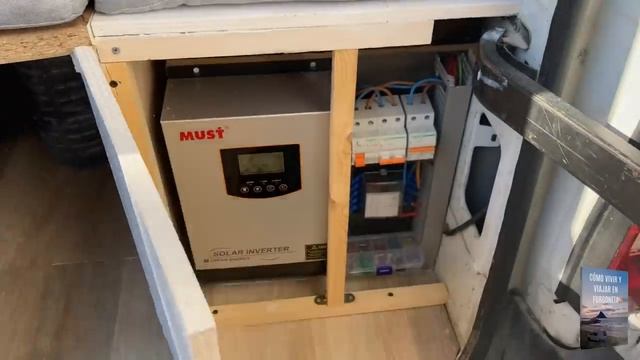 La oficina móvil de Pvera | VANTOUR MINIMALISTA Renault Master 2014 смотреть онлайн