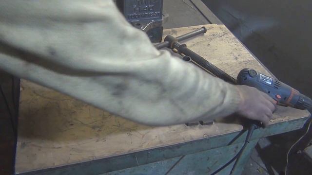 Ржавые тиски - прекрасное восстановление Rusty Deadlocked Vise - Perfect Restoration смотреть онлайн