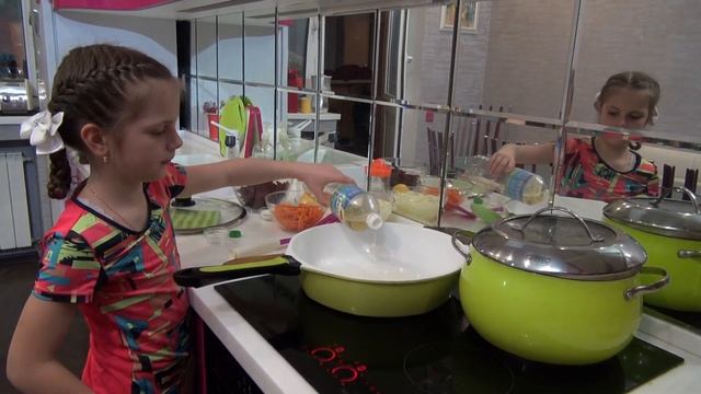 Борщ - бабушкин рецепт (справится даже ребенок) смотреть онлайн