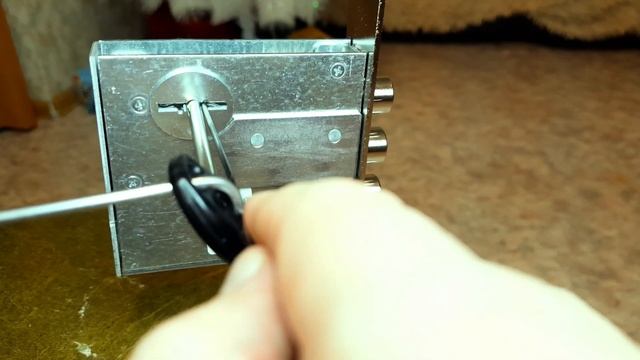 [ 78 ] ГЕНИАЛЬНАЯ ЗАДУМКА ДЛЯ ВСКРЫТИЯ СУВАЛЬДНОГО ЗАМКА БЕЗ КЛЮЧА ГАРДИАН 50.01 смотреть онлайн