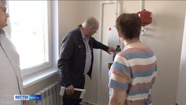 В Омской области приобретут почти 100 квартир для детей-сирот смотреть онлайн