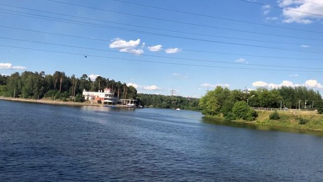 На теплоходе по каналу имени Москвы смотреть онлайн