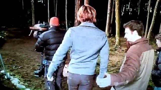 Jackson Rathbone Fighting bean bags breaking dawn смотреть онлайн