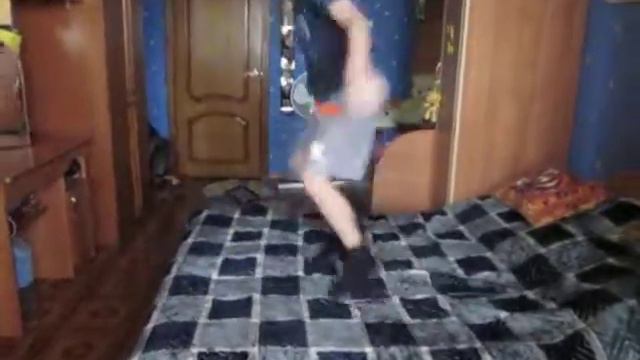 мне 10 лет и я делаю сальто назат смотреть онлайн