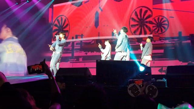 Got7 "Teenager" Keep Spinning World Tour Oakland Oracle Arena смотреть онлайн