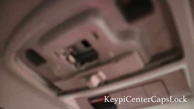 Toyota All New Fortuner (2016) - Dome Light Bulb Replacement (2nd row) смотреть онлайн