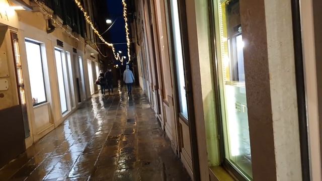 Италия Венеция Etro, Ermano Scervino , Dior, Brunello Cucinelli смотреть онлайн