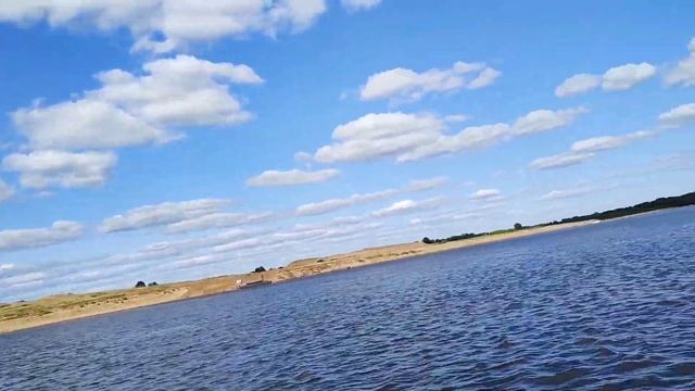 Киров - Кирово-Чепецк на лодке с семьёй по Вятке июнь 2023 смотреть онлайн