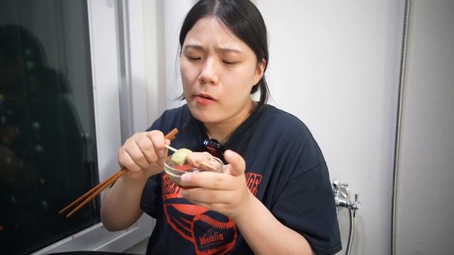 SUB)먹방브이로그)짜왕,파김치,부채살,어묵전골,치즈닭발,치즈돈까스,쫄면,집밥,부대찌개,고추치킨,닭똥집튀김,와클,꼬북칩,빵,샌드위치 KOREANFOOD MUKBANG VLOG 폭 смотреть онлайн