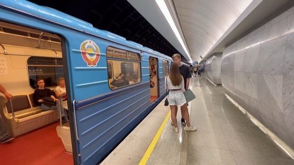 MOSCOW METRO IS AMAZING ?,,ОБНИЩАВШЕЕ'ОТ САНКЦИЙ МЕТРО МОСКВЫ ПОРАЗИЛО.Парад поездов метро? Москвы