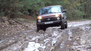 Не Покатушки! Это Нива Везет туда, куда мне Нужно! Нива Сток! Не едь за мной - ты там не проедешь!