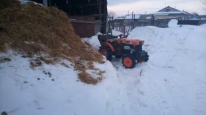 Минитрактор Кубота б 6000.Испытание самодельного самосвального прицепа!))) Часть 3