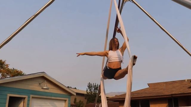 Splits Balance Virtual Workshop - Trailer смотреть онлайн