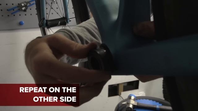 How To Fit A Press Fit Bottom Bracket смотреть онлайн