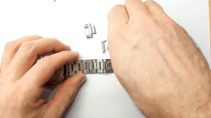 Как уменьшить браслет на часах Casio?