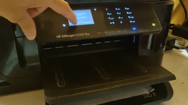 Принтер не захватывает бумагу. Ремонт и Заправка картриджа МФУ HP Officejet 6500 смотреть онлайн