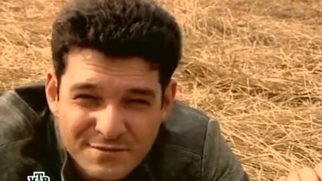 АКМ Vs М16. Что лучше?