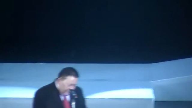 Выход Альфии Авзаловой на сцену смотреть онлайн