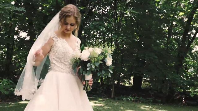 Kristina + Eric - Rustic Barn Wedding смотреть онлайн