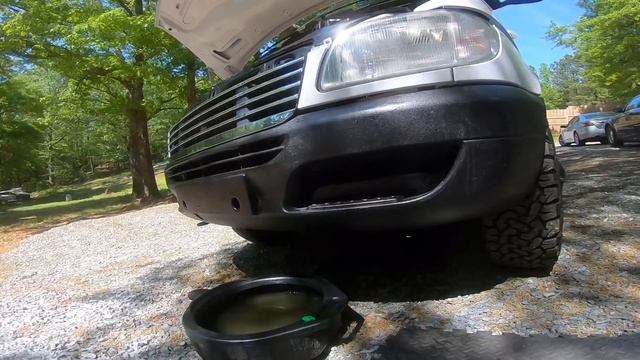 How To Do a Radiator Flush Start to Finish and mix Radiator Fluid for 50/50 mix Mercedes Sprinter смотреть онлайн