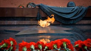 СРАЖАЛИСЬ ПРАДЕДЫ НАШИ И ДЕДЫ (День Победы)