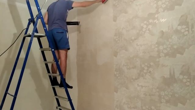 КАК КЛЕИТЬ ОБОИ СВОИМИ РУКАМИ смотреть онлайн