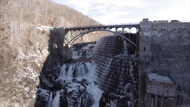 Croton Dam смотреть онлайн