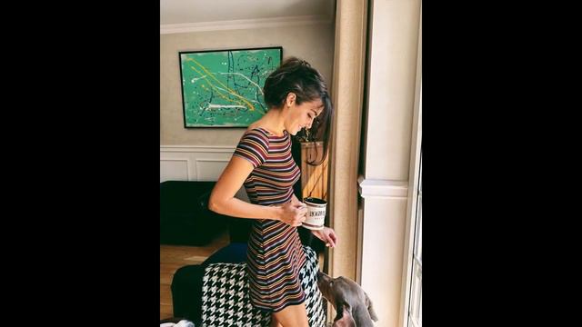Hande's NEW BOYFRIEND surprised her with new gift!!! смотреть онлайн