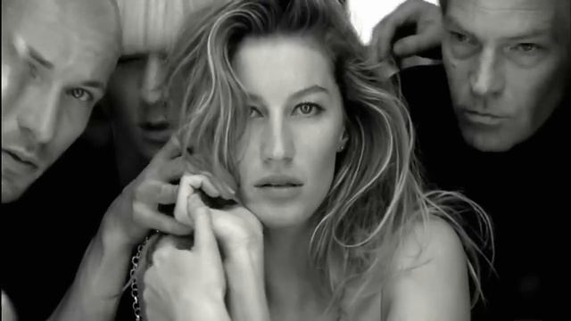 The One - Dolce & Gabbana Ad (Gisele Bündchen) смотреть онлайн