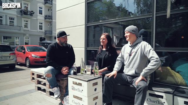 „Es ging im Hip-Hop schon immer um Gossip!“ – Falk Schacht und Jule Wasabi im Interview mit Niko смотреть онлайн